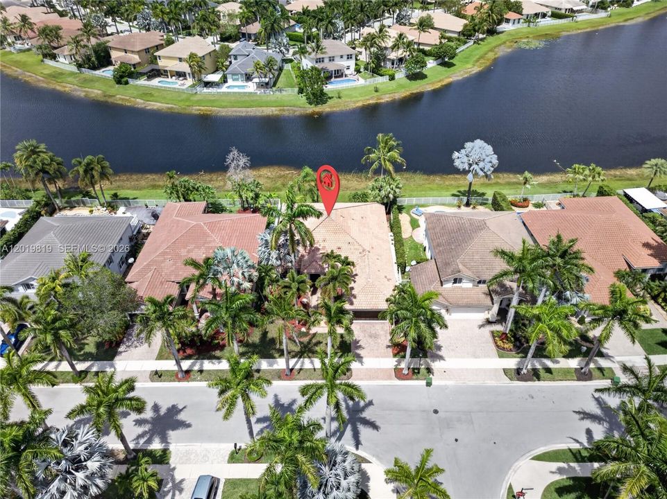For Sale: $1,199,900 (4 beds, 2 baths, 2674 Square Feet)