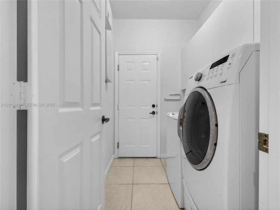 For Sale: $1,199,900 (4 beds, 2 baths, 2674 Square Feet)