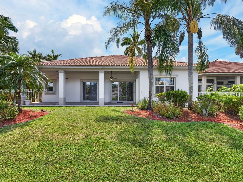 For Sale: $1,199,900 (4 beds, 2 baths, 2674 Square Feet)