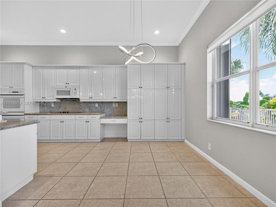 For Sale: $1,199,900 (4 beds, 2 baths, 2674 Square Feet)
