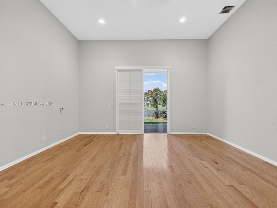 For Sale: $1,199,900 (4 beds, 2 baths, 2674 Square Feet)
