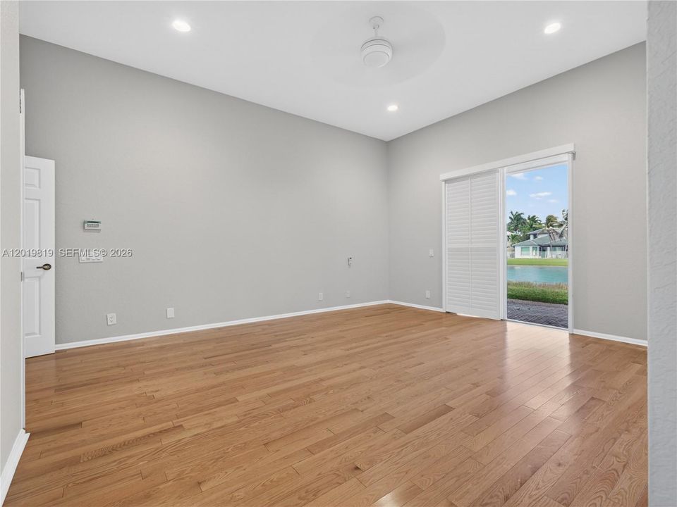 For Sale: $1,199,900 (4 beds, 2 baths, 2674 Square Feet)