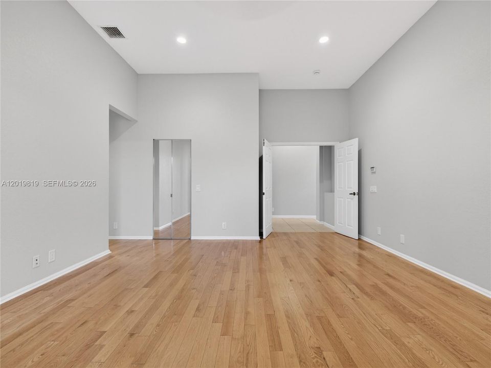 For Sale: $1,199,900 (4 beds, 2 baths, 2674 Square Feet)