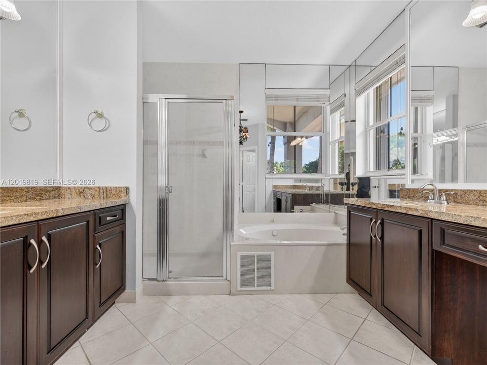 For Sale: $1,199,900 (4 beds, 2 baths, 2674 Square Feet)