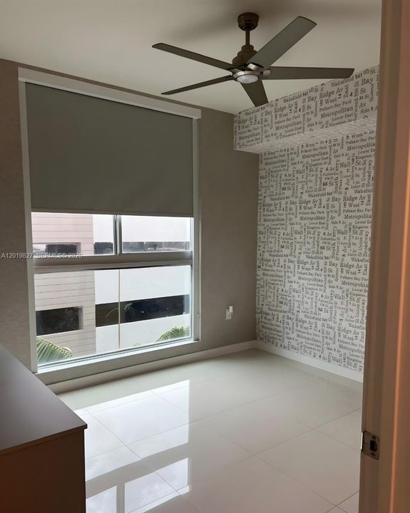 待售: $330,000 (1 贝兹, 1 浴室, 668 平方英尺)