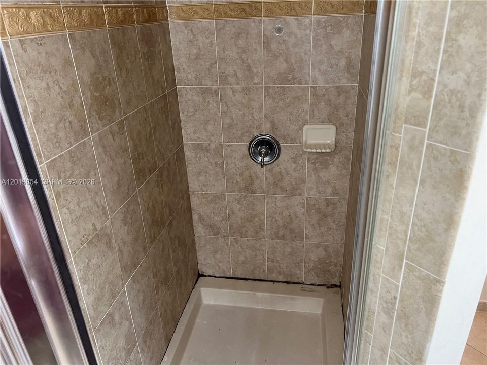 На продажу: $499,900 (4 спален, 2 ванн, 2940 Квадратных фут)