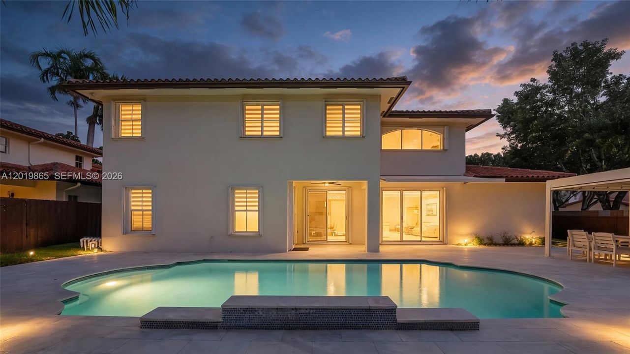 For Sale: $1,495,000 (5 beds, 4 baths, 2957 Square Feet)