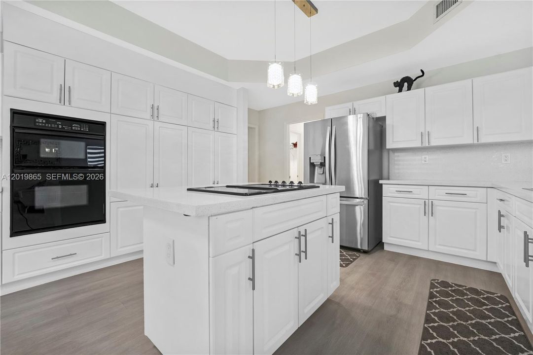 For Sale: $1,495,000 (5 beds, 4 baths, 2957 Square Feet)