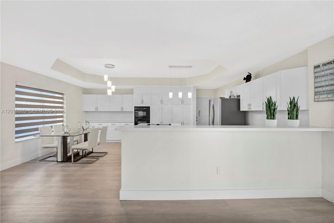 For Sale: $1,495,000 (5 beds, 4 baths, 2957 Square Feet)