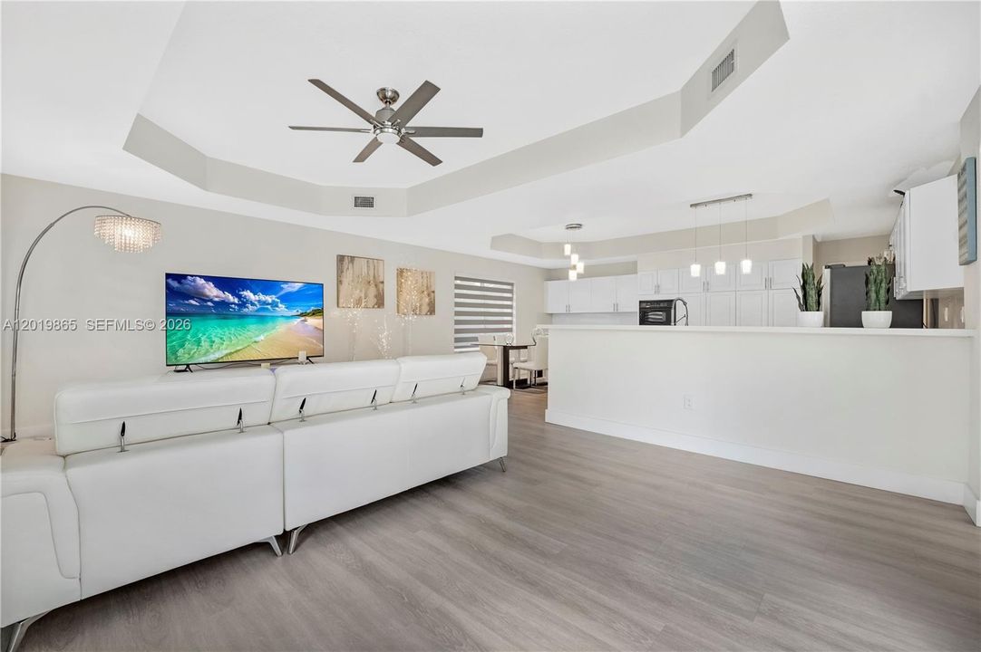 For Sale: $1,495,000 (5 beds, 4 baths, 2957 Square Feet)