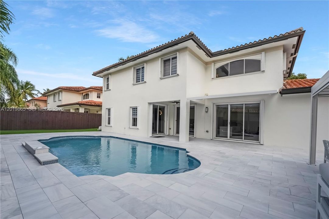 For Sale: $1,495,000 (5 beds, 4 baths, 2957 Square Feet)