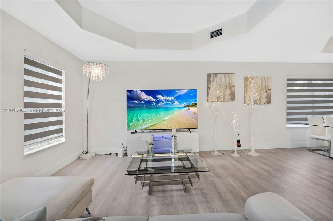 For Sale: $1,495,000 (5 beds, 4 baths, 2957 Square Feet)