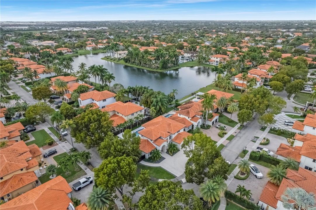 For Sale: $1,495,000 (5 beds, 4 baths, 2957 Square Feet)