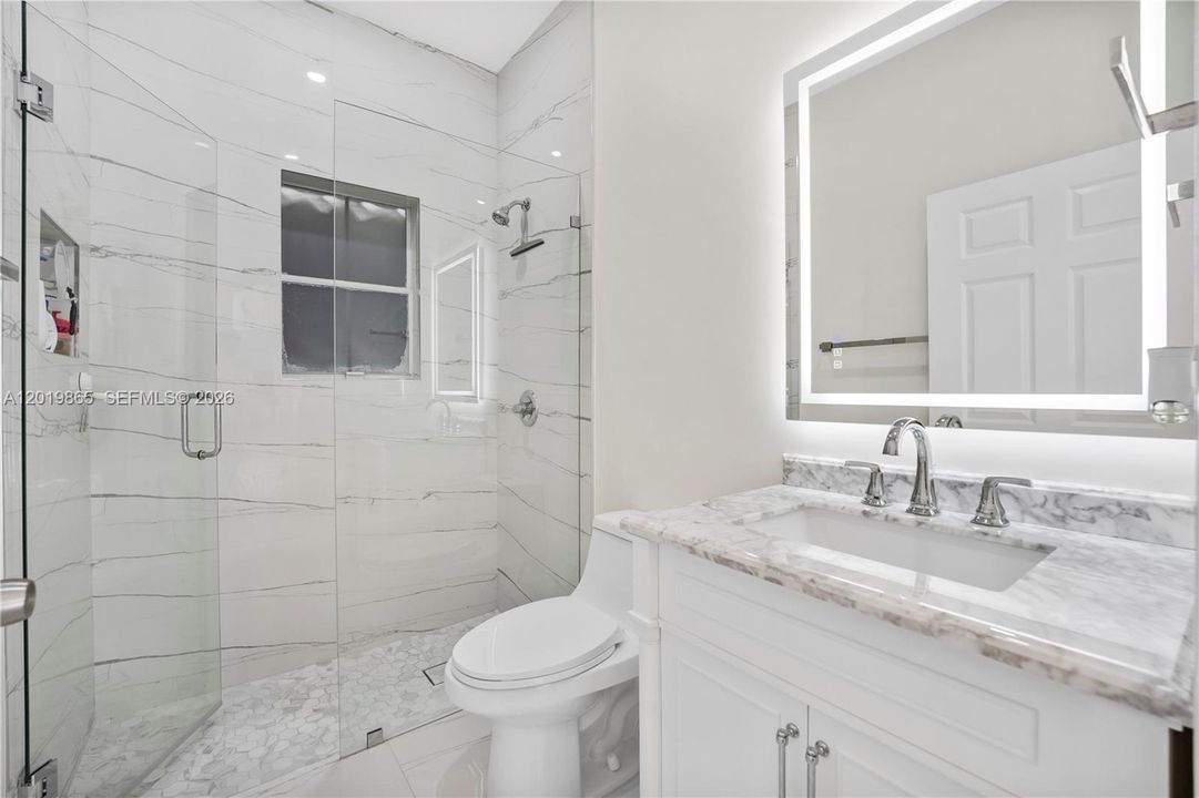 Fourth bathroom