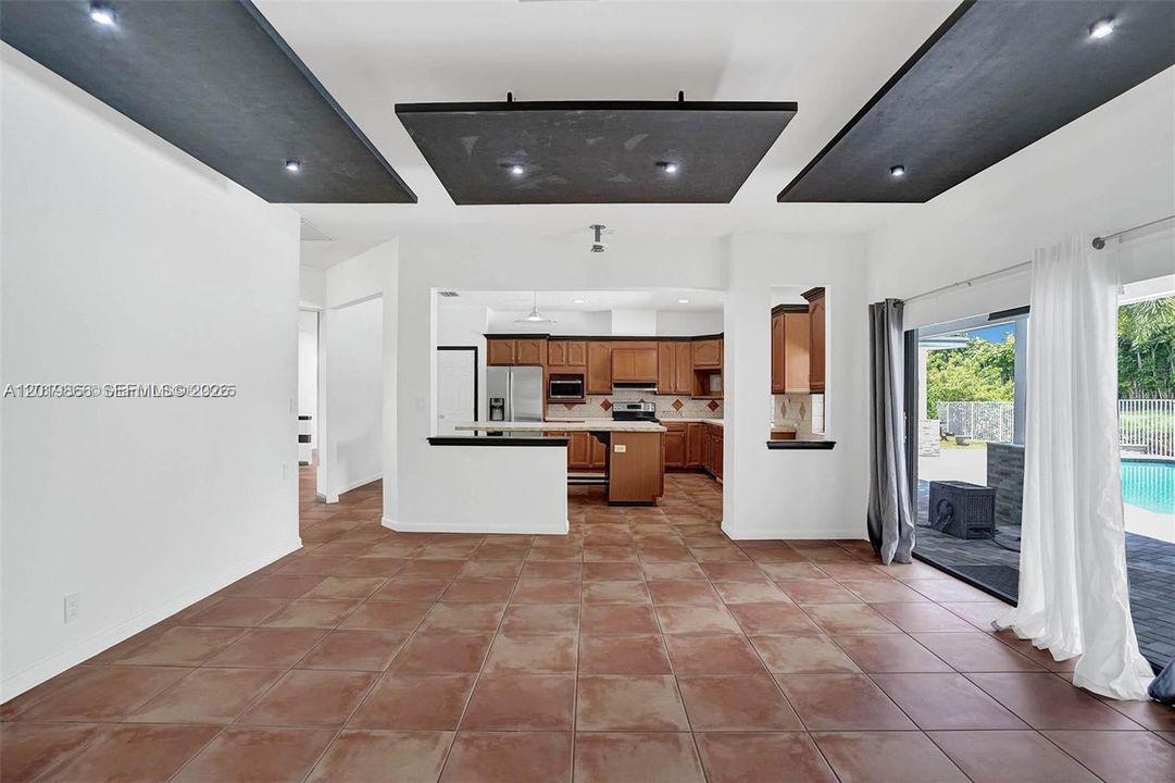 En Renta: $7,350 (4 camas, 4 baños, 3368 Pies cuadrados)