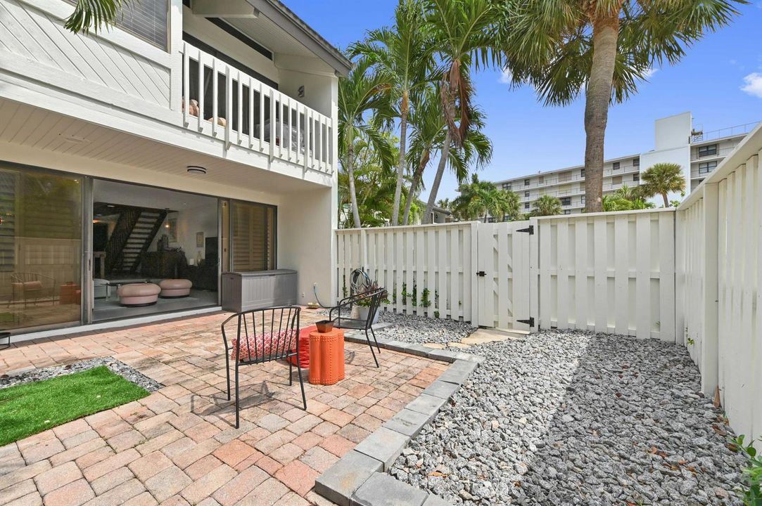 35 patio 02