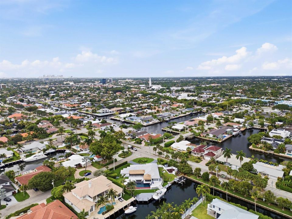 5900 Bayview Dr_012