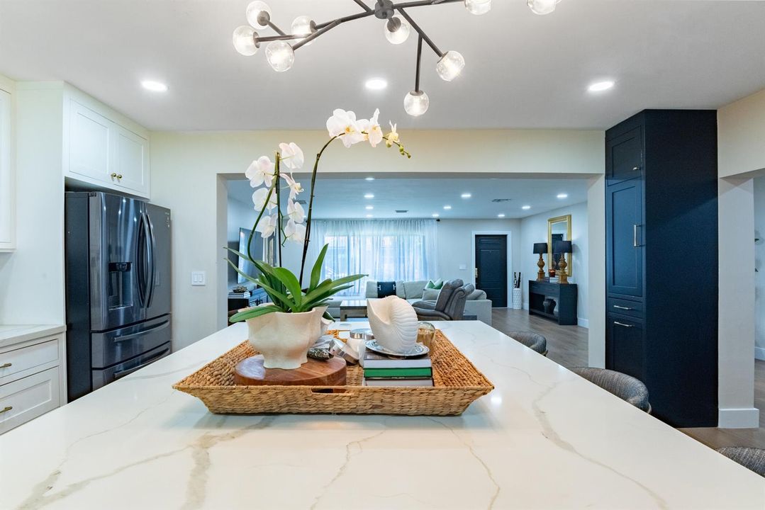 © Clark-335 Franklin Dr-011