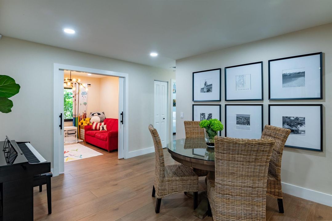 © Clark-335 Franklin Dr-015