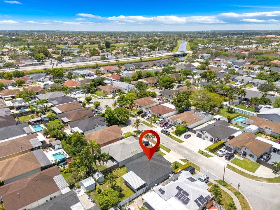 For Sale: $629,900 (3 beds, 2 baths, 1534 Square Feet)