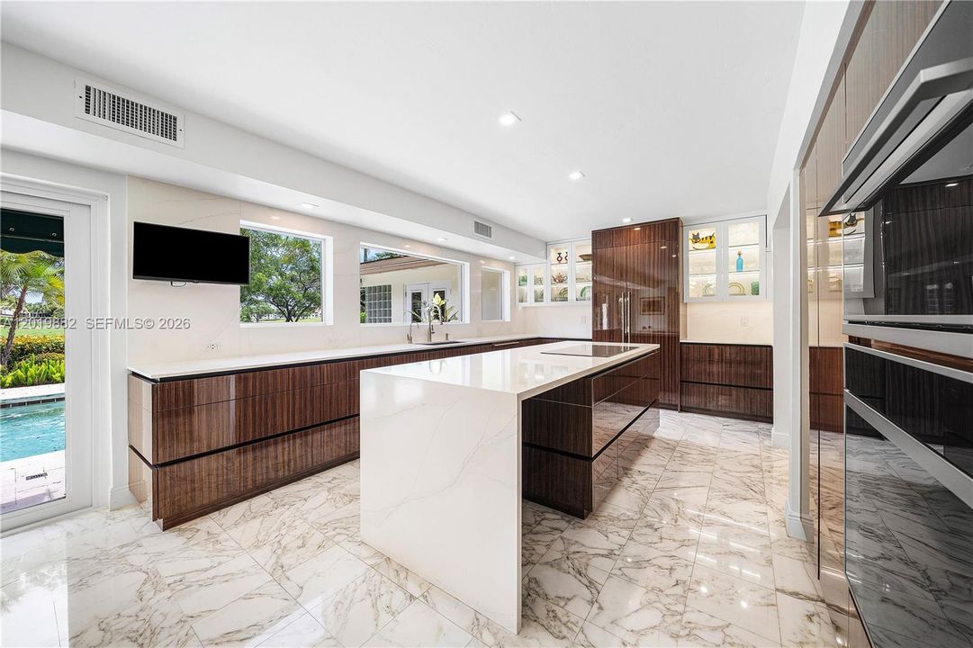 For Sale: $2,600,000 (4 beds, 2 baths, 3583 Square Feet)