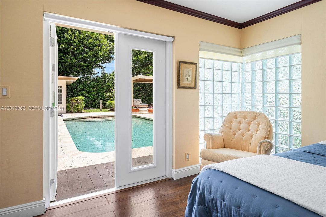 For Sale: $2,600,000 (4 beds, 2 baths, 3583 Square Feet)
