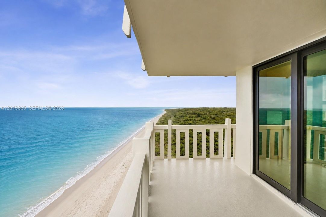 For Sale: $2,895,000 (2 beds, 2 baths, 1782 Square Feet)
