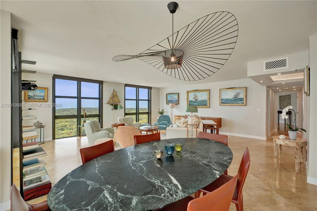 For Sale: $2,895,000 (2 beds, 2 baths, 1782 Square Feet)