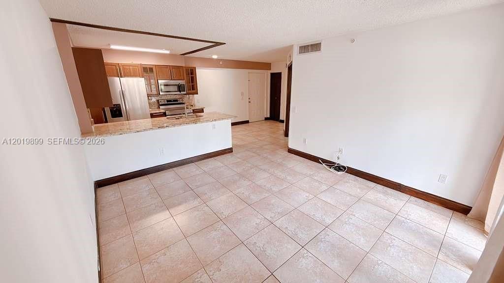En Venta: $225,000 (2 camas, 1 baños, 838 Pies cuadrados)