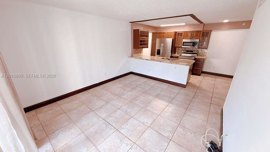 En Venta: $225,000 (2 camas, 1 baños, 838 Pies cuadrados)