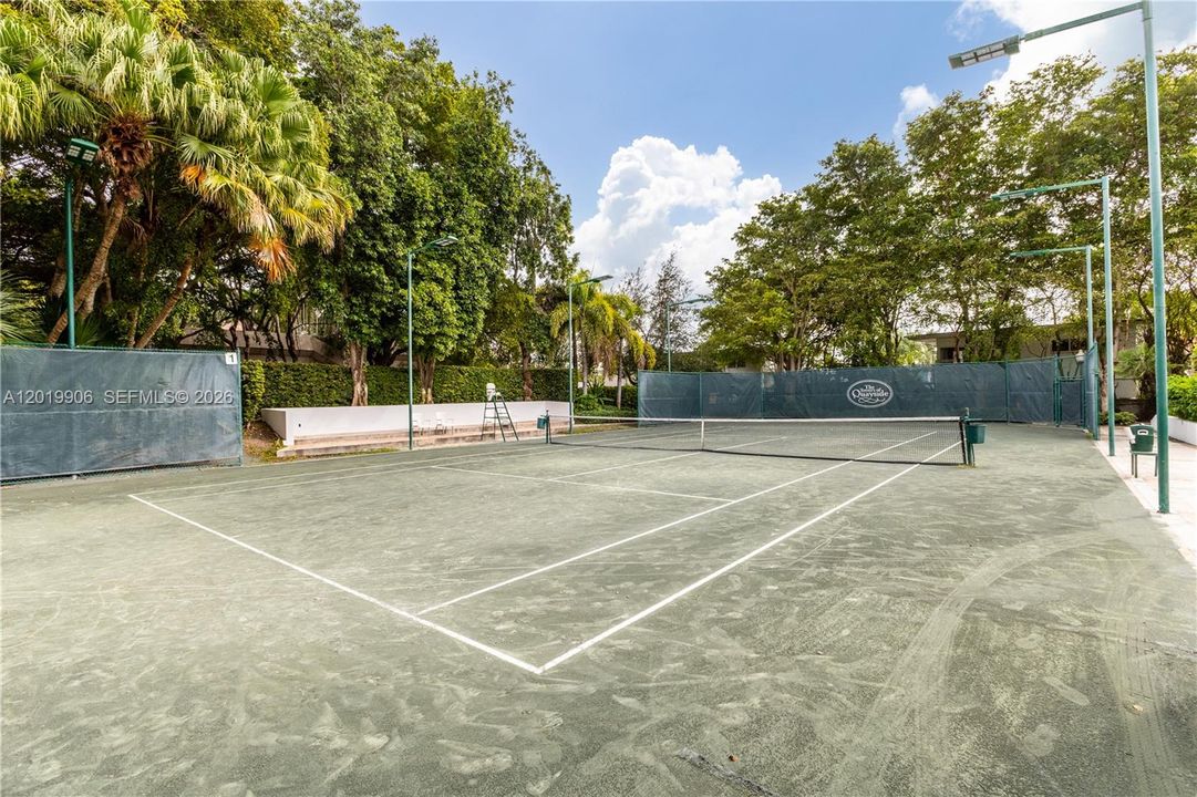 For Sale: $399,995 (2 beds, 2 baths, 1538 Square Feet)