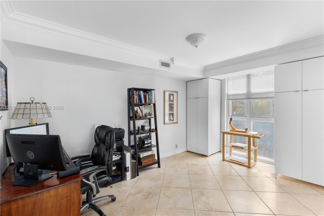 For Sale: $399,995 (2 beds, 2 baths, 1538 Square Feet)