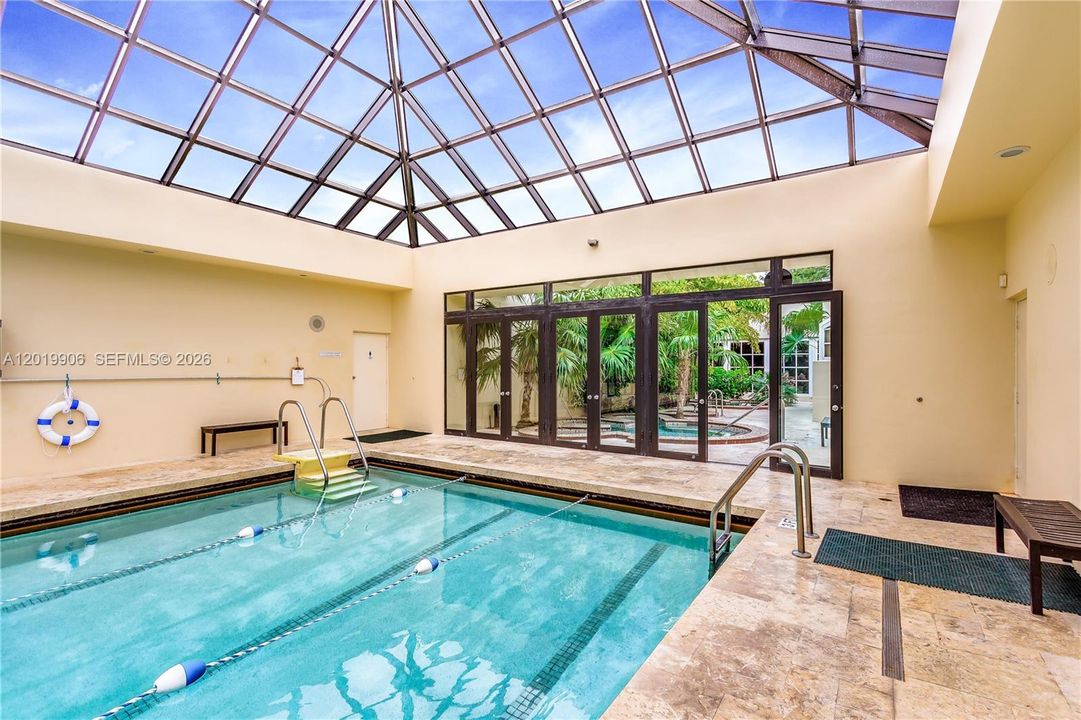 For Sale: $399,995 (2 beds, 2 baths, 1538 Square Feet)