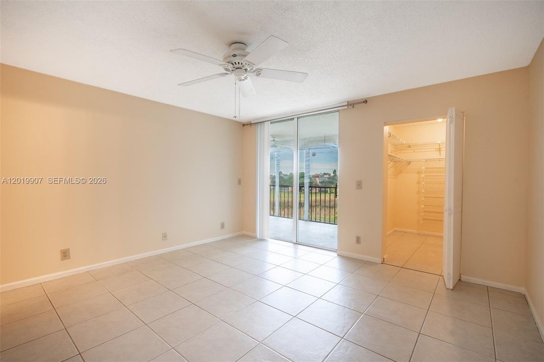 For Rent: $1,500 (1 beds, 2 baths, 960 Square Feet)
