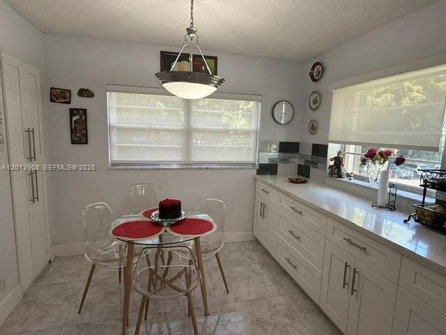 На продажу: $305,000 (2 спален, 2 ванн, 1507 Квадратных фут)