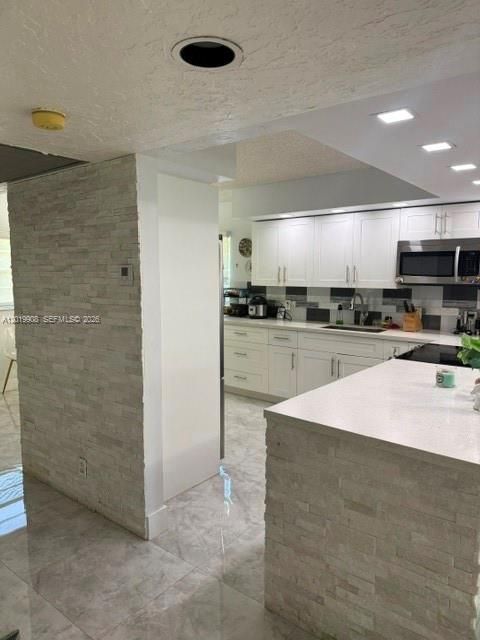 На продажу: $305,000 (2 спален, 2 ванн, 1507 Квадратных фут)