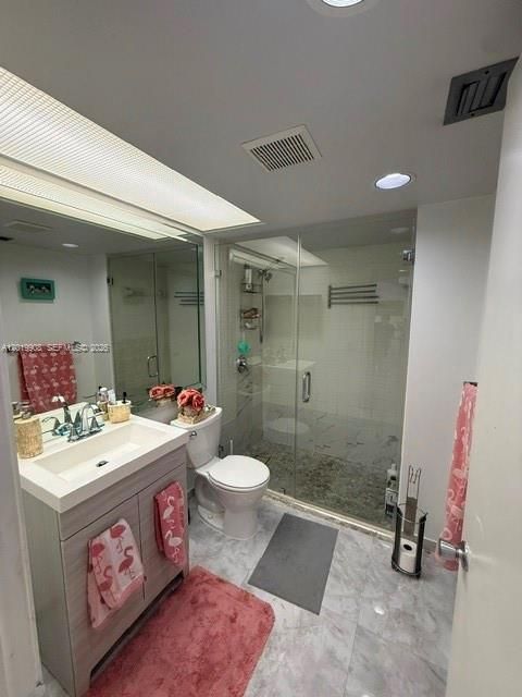 На продажу: $305,000 (2 спален, 2 ванн, 1507 Квадратных фут)