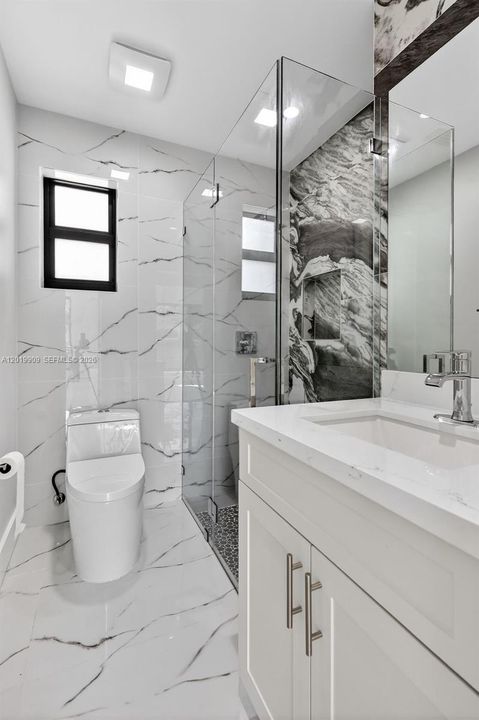 En Venta: $849,000 (3 camas, 2 baños, 1147 Pies cuadrados)