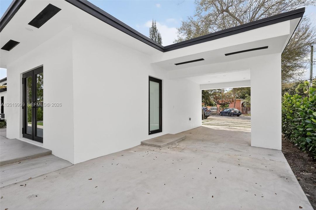 En Venta: $849,000 (3 camas, 2 baños, 1147 Pies cuadrados)