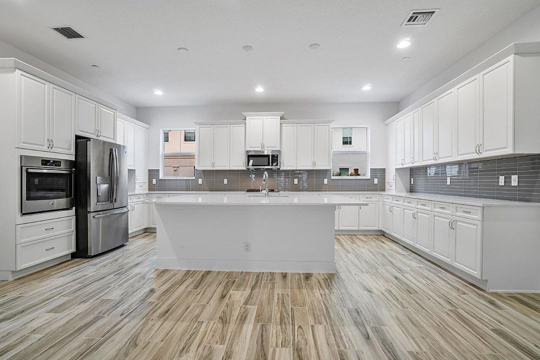 Lots of Cabinets
