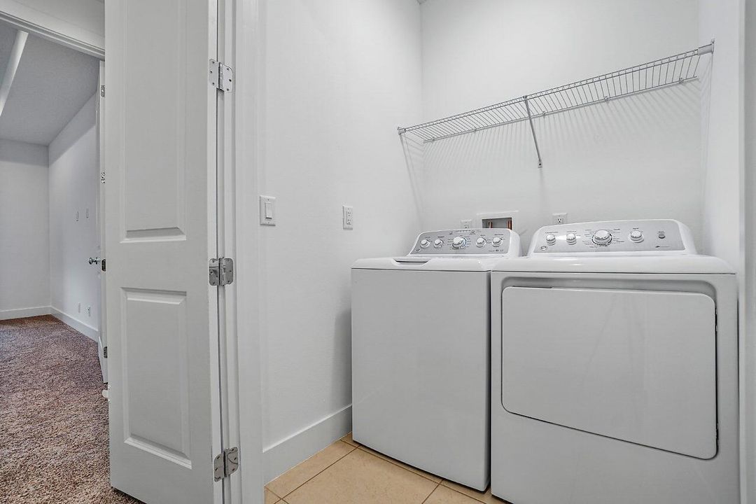 3rd Floor Laundry