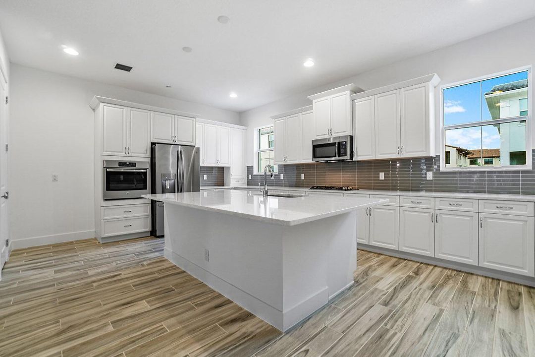 Large Kitchen