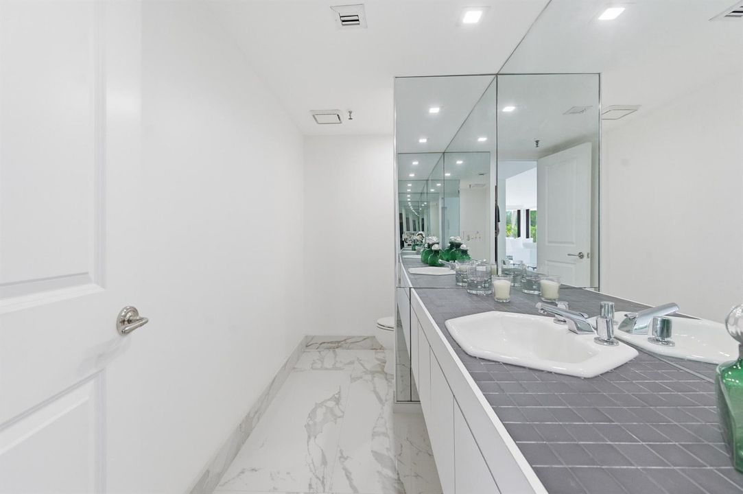 Powder Room