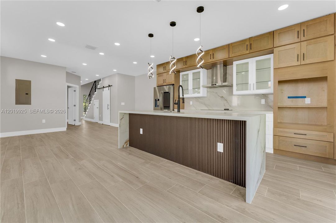 For Sale: $635,000 (4 beds, 2 baths, 1925 Square Feet)