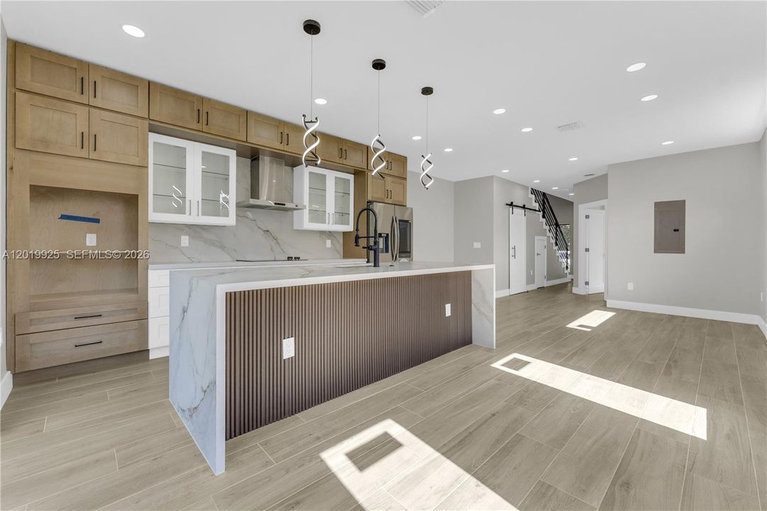 For Sale: $635,000 (4 beds, 2 baths, 1925 Square Feet)