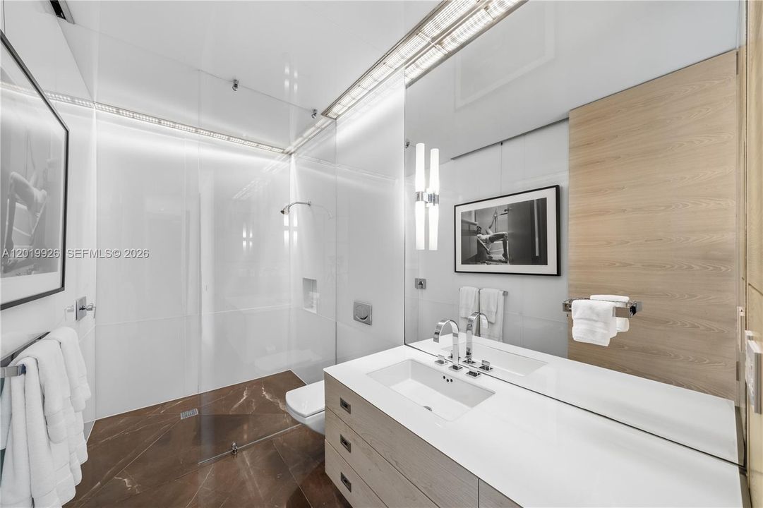For Sale: $78,000,000 (5 beds, 4 baths, 9049 Square Feet)