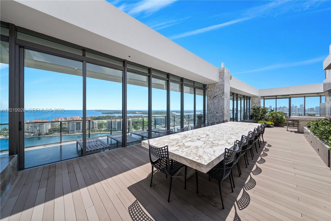 For Sale: $78,000,000 (5 beds, 4 baths, 9049 Square Feet)