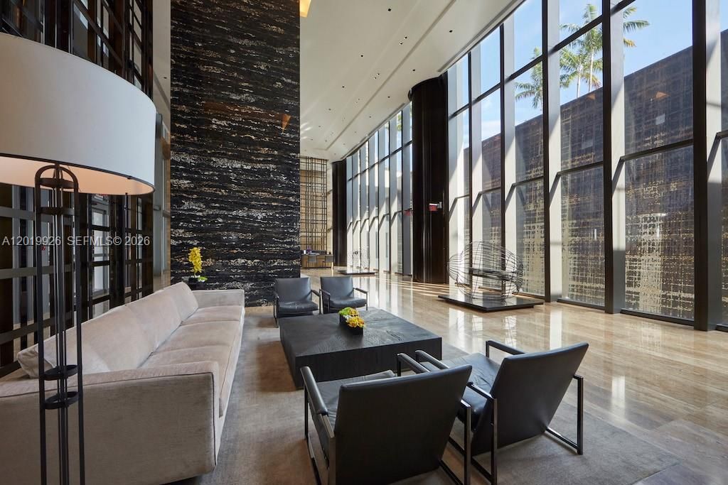 Common Area - Lobby
