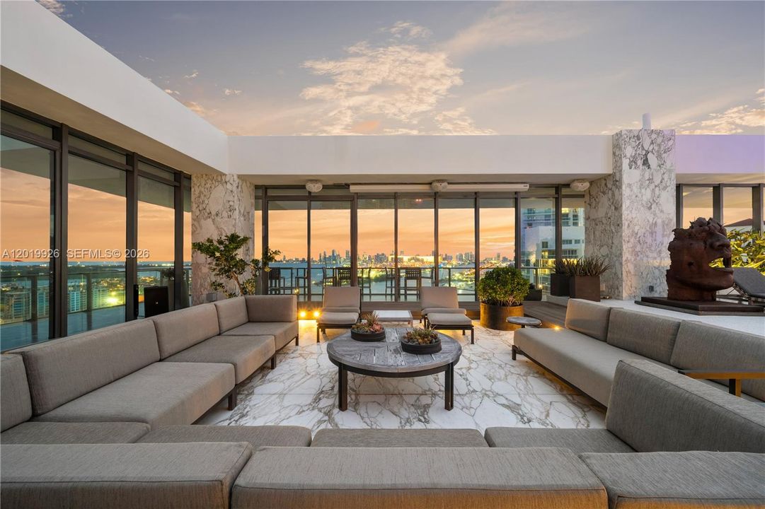 For Sale: $78,000,000 (5 beds, 4 baths, 9049 Square Feet)