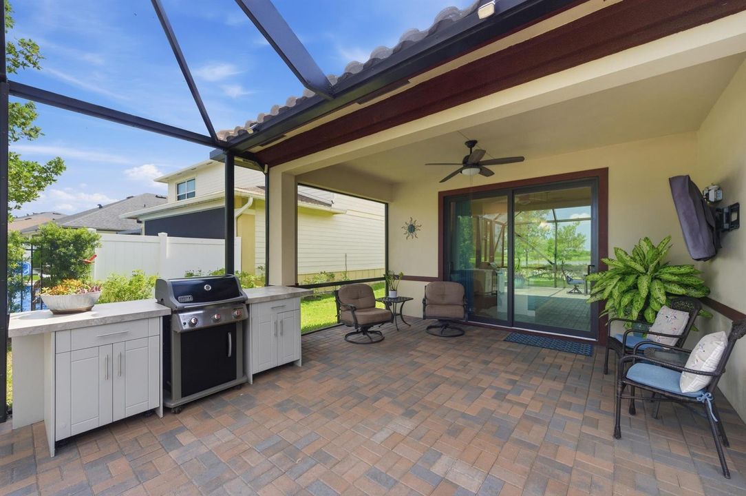23_053__d4s9271